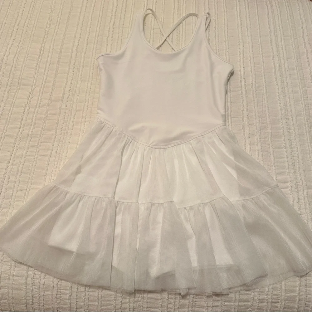 Old Navy 10-12 NWOT ballet White Sleeveless Dress with Tiered Skirt